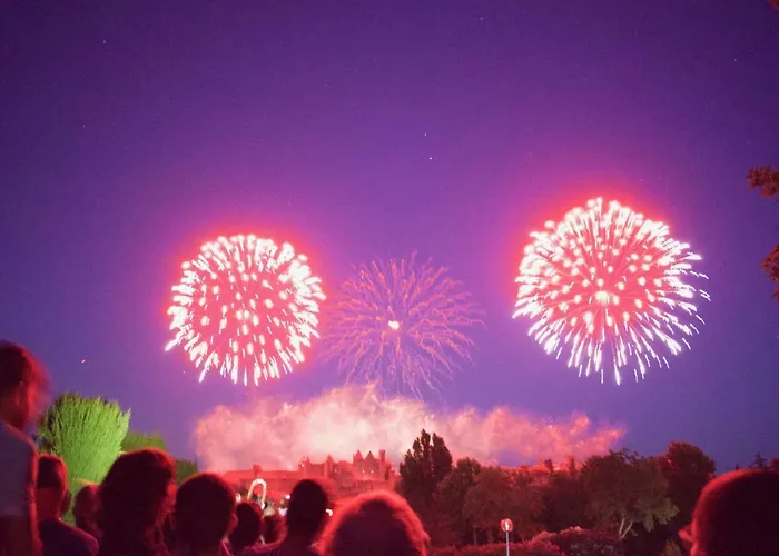 Art ベッド・アンド・ブレックファスト 3*