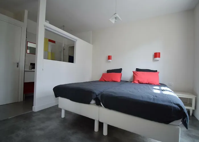 Art 3* カルカソンヌ